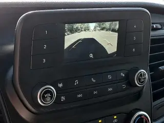 Ford Transit 2023 350 XL 3 puertas LWB Techo Bajo Furgón de Pasajeros