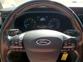 Ford Transit 2023 350 XL 3 puertas LWB Techo Bajo Furgón de Pasajeros