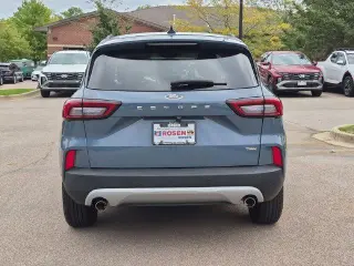 Ford Escape Híbrido Enchufable 2023 Base SUV de 4 puertas