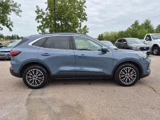 Ford Escape Híbrido Enchufable 2023 Base SUV de 4 puertas