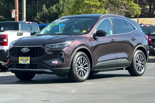 Ford Escape Híbrido Enchufable 2023 Base SUV de 4 puertas