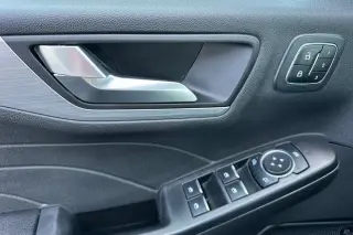 Ford Escape Híbrido Enchufable 2023 Base SUV de 4 puertas