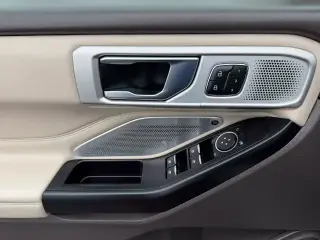 Ford Explorer 2020 AWD Platinum SUV de 4 puertas