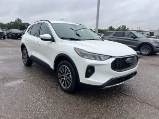 Ford Escape Híbrido Enchufable 2026 PHEV SUV de 4 puertas