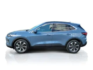 Ford Escape 2023 AWD Platinum SUV 4 puertas
