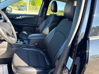 Ford Escape Híbrido Enchufable 2023 Base SUV de 4 puertas