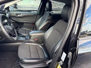 Ford Escape Híbrido Enchufable 2023 Base SUV de 4 puertas