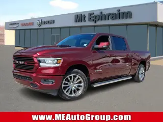 Ram 1500 2023 4x4 Laramie 4 puertas Crew Cab caja corta de 6.4 pies