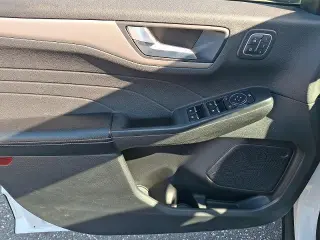 Ford Escape Plug-In Hybrid 2022 SEL 4dr SUV