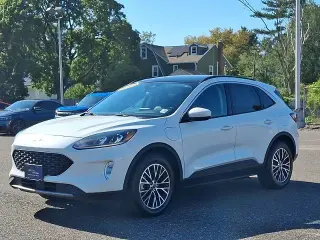 Ford Escape Plug-In Hybrid 2022 SEL 4dr SUV