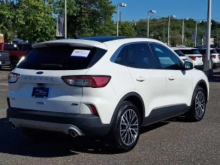 Ford Escape Plug-In Hybrid 2022 SEL 4dr SUV