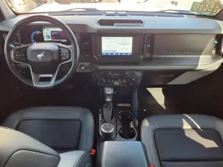 Ford Bronco 2022 4x4 Black Diamond 4dr SUV