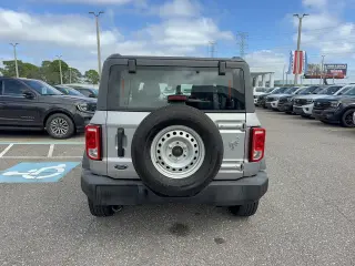 Ford Bronco 2021 4x4 Base SUV de 2 puertas