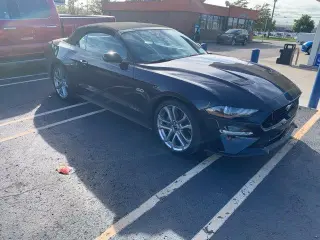 Ford Mustang 2022 GT Premium descapotable de 2 puertas