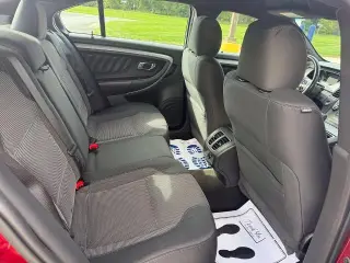 Sedán Ford Taurus 2018 AWD SEL 4 puertas