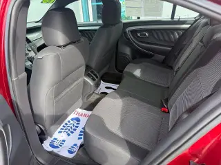 Sedán Ford Taurus 2018 AWD SEL 4 puertas