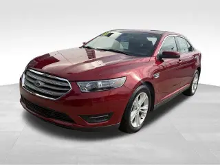 Sedán Ford Taurus 2018 AWD SEL 4 puertas