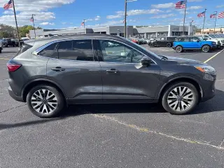 Ford Escape 2020 AWD Titanium SUV de 4 puertas