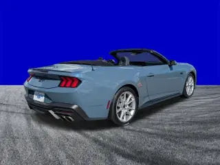 Ford Mustang 2024 GT Premium descapotable de 2 puertas
