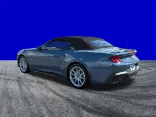 Ford Mustang 2024 GT Premium descapotable de 2 puertas