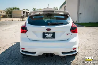 Ford Focus 2014 ST Hatchback de 4 puertas