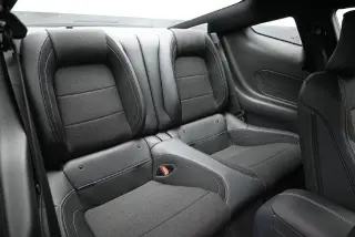 Ford Mustang 2026 EcoBoost Fastback de 2 puertas