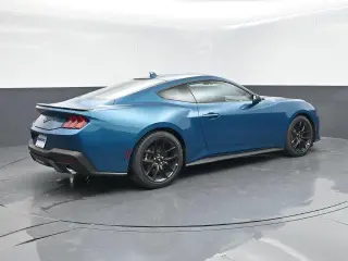 Ford Mustang 2026 EcoBoost Fastback de 2 puertas