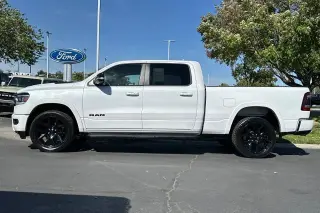 Ram 1500 2022 4x4 Laramie Cabina Tripulación 4p Caja Corta de 6.4 pies
