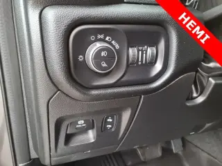 Ram 1500 2022 4x4 Laramie Cabina De Tripulación 4 Puertas 2022
