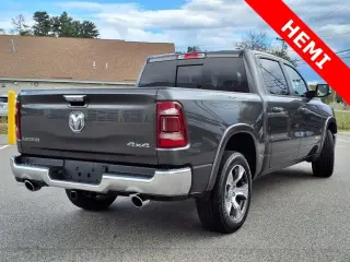 Ram 1500 2022 4x4 Laramie Cabina De Tripulación 4 Puertas 2022