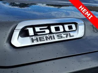 Ram 1500 2022 4x4 Laramie Cabina De Tripulación 4 Puertas 2022