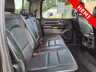 Ram 1500 2022 4x4 Laramie Cabina De Tripulación 4 Puertas 2022