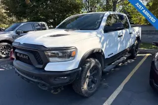 Ram 1500 2023 4x4 Rebel 4 puertas Cabina Doble Caja Corta de 5.6 pies