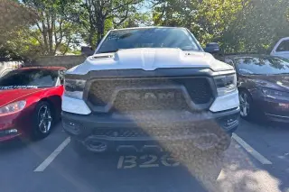Ram 1500 2023 4x4 Rebel 4 puertas Cabina Doble Caja Corta de 5.6 pies
