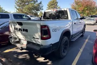 Ram 1500 2023 4x4 Rebel 4 puertas Cabina Doble Caja Corta de 5.6 pies