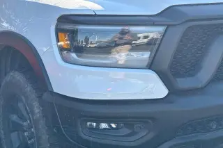 Ram 1500 2023 4x4 Rebel 4 puertas Cabina Doble Caja Corta de 5.6 pies