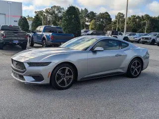 Ford Mustang 2025 EcoBoost 2 puertas Fastback