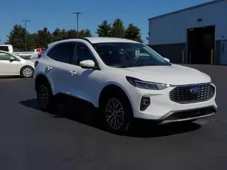 Ford Escape Plug-In Hybrid 2023 Base SUV de 4 puertas