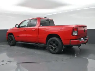Ram 1500 2022 4x4 Big Horn Cabina Cuádruple de 4 puertas y caja de 6.4 pies