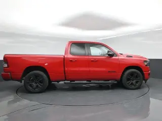 Ram 1500 2022 4x4 Big Horn Cabina Cuádruple de 4 puertas y caja de 6.4 pies