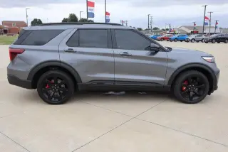 Ford Explorer 2022 AWD ST SUV de 4 puertas