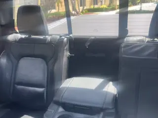 Camioneta Ram 1500 2020 4x2 Limited de 4 puertas, cabina doble y caja corta de 5.6 pies