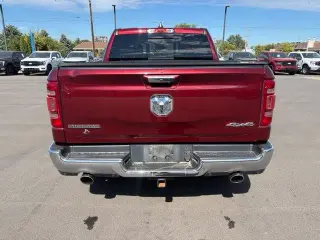 Ram 1500 2020 4x4 Big Horn 4 puertas Crew Cab batea de 5.6 pies