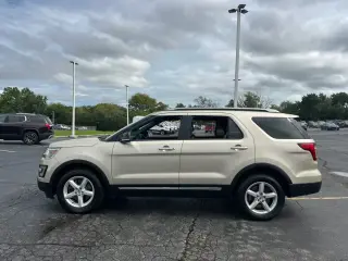 Ford Explorer 2017 AWD XLT SUV de 4 puertas