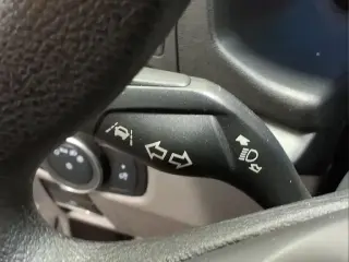 Ford Transit 2022 350 XL 3 puertas LWB Furgoneta de pasajeros de techo medio