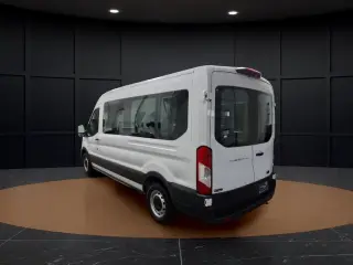 Ford Transit 2022 350 XL 3 puertas LWB Furgoneta de pasajeros de techo medio