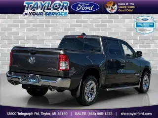 Ram 1500 2022 4x4 Big Horn 4 puertas Crew Cab Caja Corta de 5.6 pies Pickup
