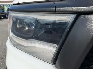 Camioneta Ram 1500 2019 4x4 Rebel de 4 puertas, cabina doble y batea de 5.6 pies