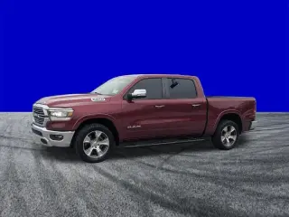 Ram 1500 2022 4x4 Laramie 4 puertas Crew Cab batea corta de 5.6 pies Pickup