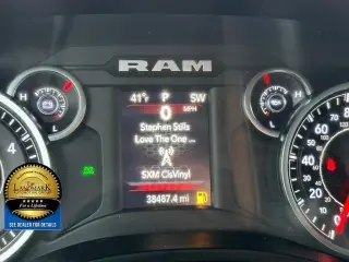 Ram 1500 2020 4x4 Big Horn Cabina Cuádruple 4p Caja de 6.4 pies Camioneta